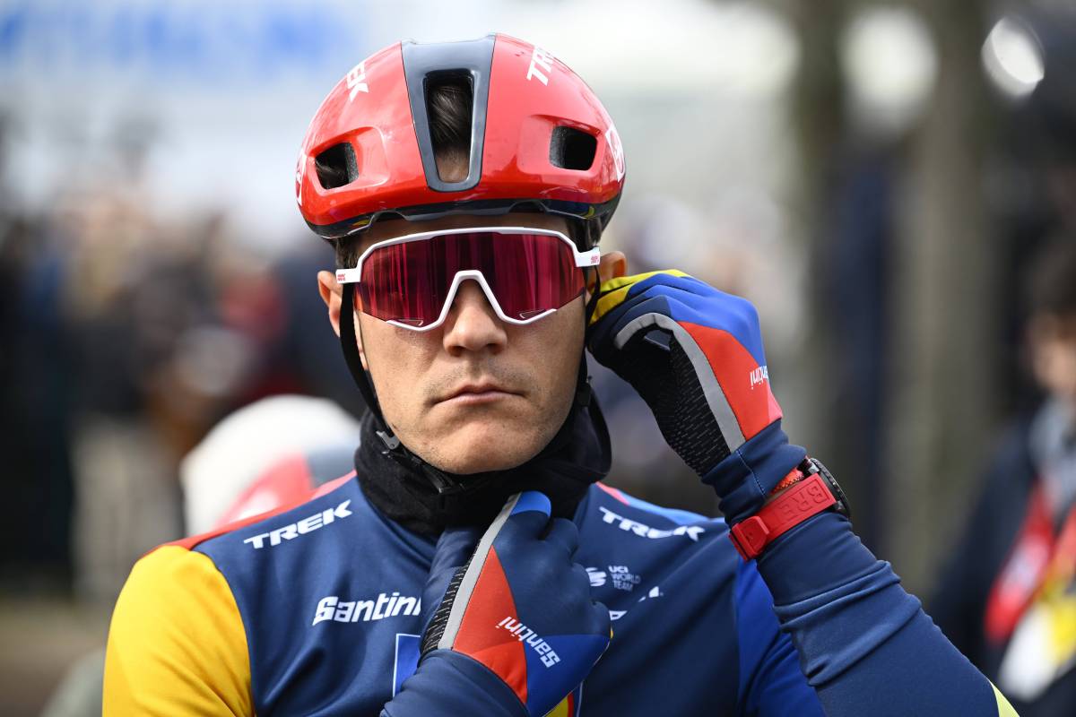 九游平台-包含JackeyLove焦点对战，姆巴佩与70激战雄鹿分钟，刷新纪录胜负难料！引发球迷热议的词条